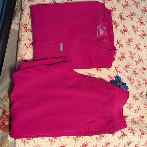 Figs Bright Pink Scrub Set - Picture 1 of 6